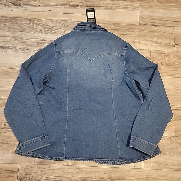 True Religion Women's Denim Pearl Snap Button Shirt Plus Size 2XL NEW - Picture 4 of 10